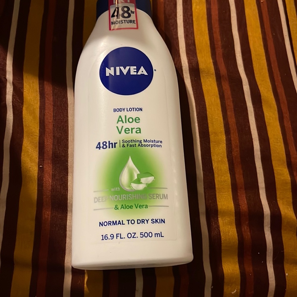 Nivea Lotion Aloa Vera 48 hour Pump 16.9 FL .OZ.